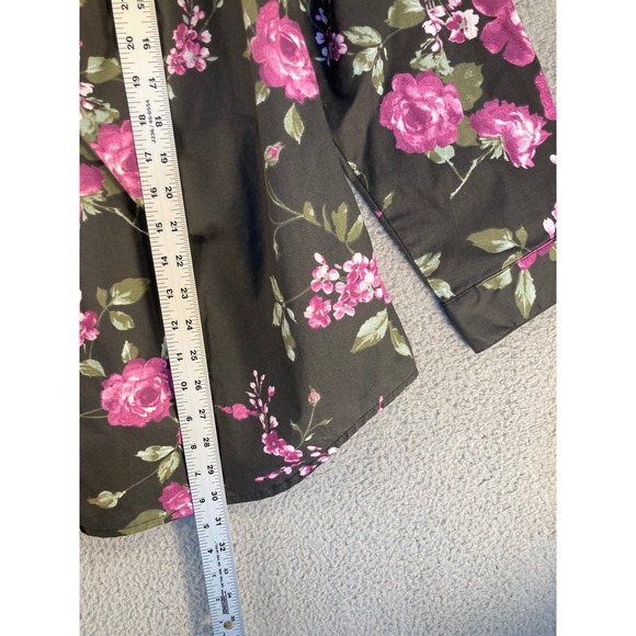 Roaman's Top Women's 20W Pink Rose on Black Long Sleeve Button Up Office Casual - Picture 4 of 10